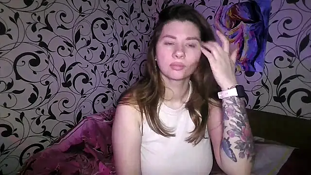 YourEmilie online show from March 2026 06:34:01 PM