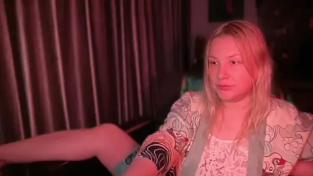 BikiHellena online show from July 2026 02:39:01 AM
