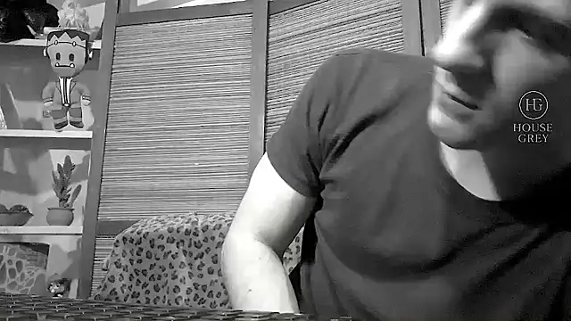 Snapshot of ObeyLust chatting on October 2025 11:33:01 PM ObeyLust online show from October 2025 11:33:01 PM