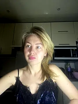 MartaLuna  online show from November 2025 11:54:01 PM