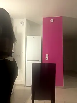 douceebene online show from October 2025 07:23:01 PM