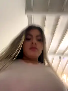 Snapshot of MayaMoanXXX chatting on October 2025 02:30:01 PM MayaMoanXXX online show from October 2025 02:30:01 PM