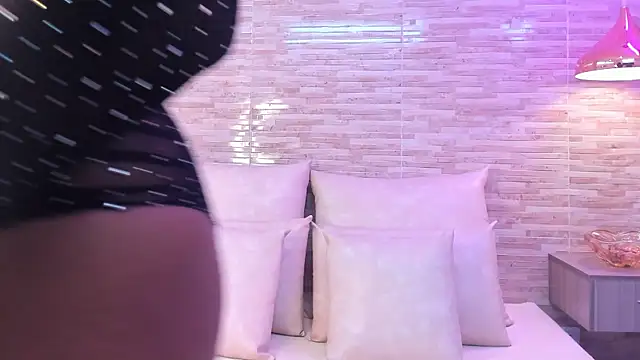 Snapshot of AliceVegga chatting on October 2025 12:33:01 PM AliceVegga online show from October 2025 12:33:01 PM