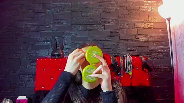 Snapshot of KatyVelvet chatting on October 2025 02:29:01 AM KatyVelvet online show from October 2025 02:29:01 AM