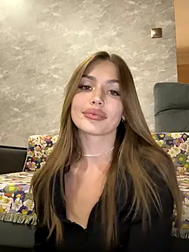 Elizabeth Tay online show from September 2025 05:02:01 PM