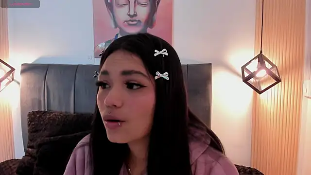 Evaa rosee  online show from September 2025 12:31:02 PM