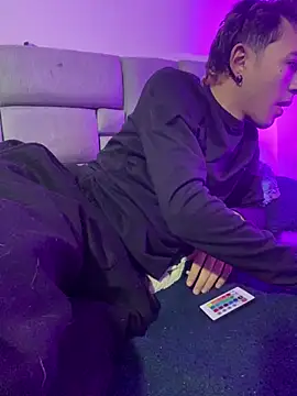 NaytonFreeman online show from January 2026 11:47:01 AM