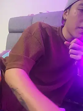 NaytonFreeman online show from February 2026 12:04:02 PM