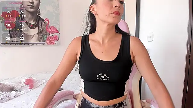 Snapshot of Lhia_ chatting on September 2025 06:24:02 PM Lhia online show from September 2025 06:24:02 PM