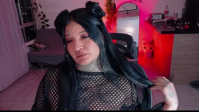 Snapshot of Unatatuada chatting on October 2025 01:37:02 AM Unatatuada online show from October 2025 01:37:02 AM