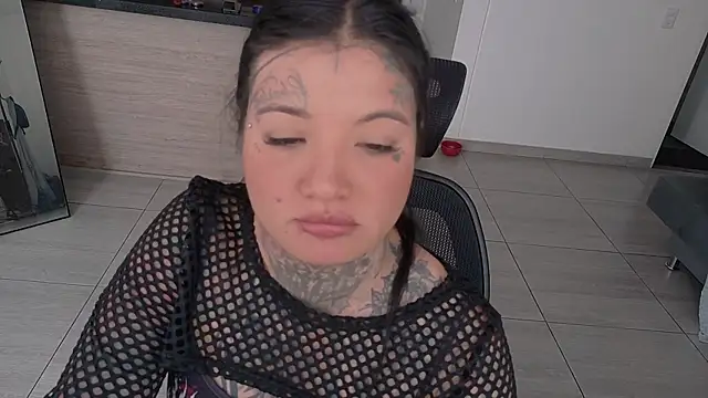 Snapshot of Unatatuada chatting on November 2025 07:35:02 PM Unatatuada online show from November 2025 07:35:02 PM