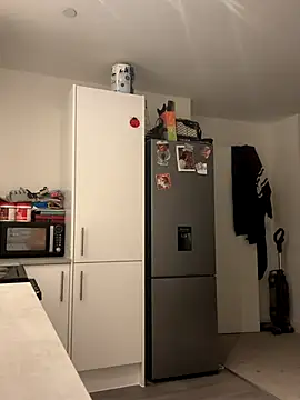 IceEyesUK online show from September 2025 08:03:01 PM