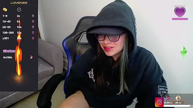 nicte t  online show from October 2025 09:27:01 PM