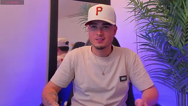 SALVATORE MULLER1 online show from October 2025 11:51:02 PM