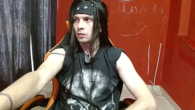 Snapshot of stvn_hot chatting on October 2025 08:40:02 PM stvn hot online show from October 2025 08:40:02 PM