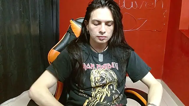 Snapshot of stvn_hot chatting on November 2025 11:43:02 PM stvn hot online show from November 2025 11:43:02 PM