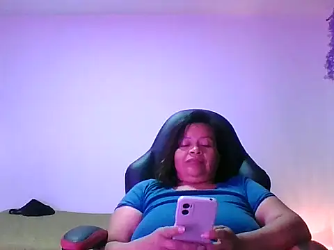 adri89-g online show from September 2025 12:15:01 AM