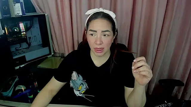 Snapshot of alexiaystive3 chatting on October 2025 03:10:01 PM alexiaystive3 online show from October 2025 03:10:01 PM