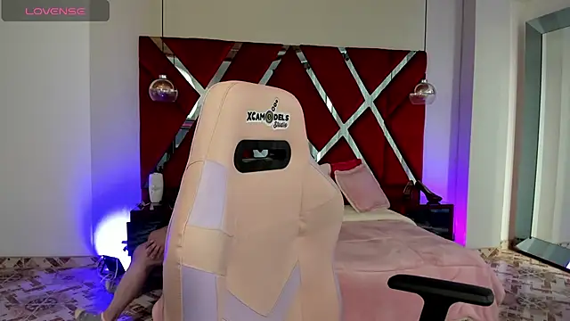 Snapshot of alexiaystive3 chatting on October 2025 03:56:02 PM alexiaystive3 online show from October 2025 03:56:02 PM