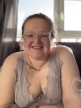 AmberBliss-X online show from October 2025 08:58:02 AM