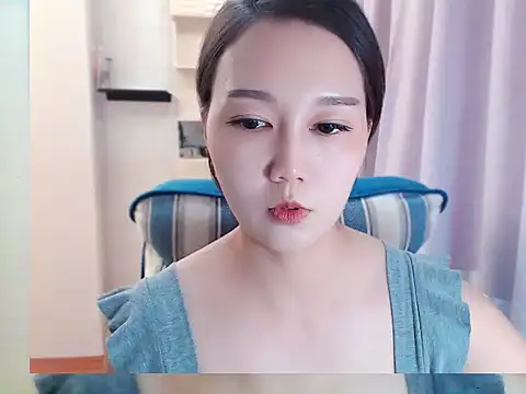 Snapshot of tingting838 chatting on September 2025 02:06:02 PM tingting838 online show from September 2025 02:06:02 PM