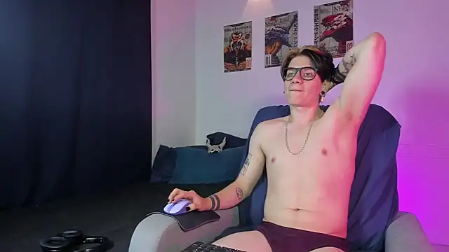 Snapshot of Jerry_Cole chatting on October 2025 03:14:02 AM Jerry Cole online show from October 2025 03:14:02 AM