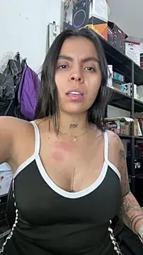 hillary joness online show from January 2026 10:30:02 PM