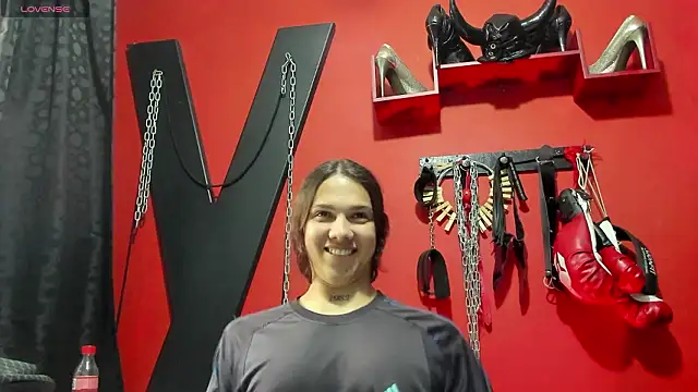 Snapshot of Almaazz chatting on March 2026 07:52:02 PM Almaazz online show from March 2026 07:52:02 PM