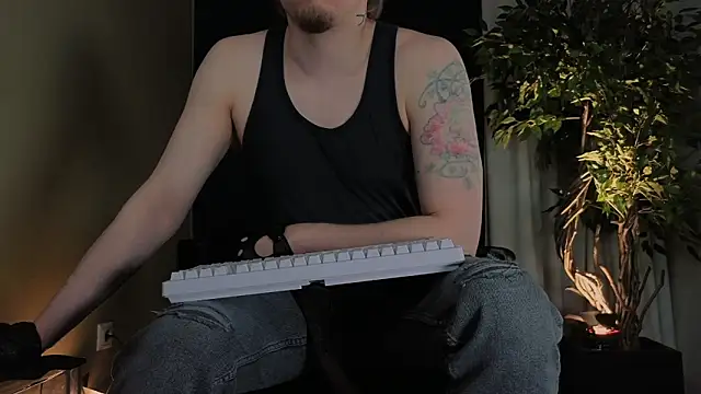Vincent Hardman online show from April 2026 08:11:02 PM