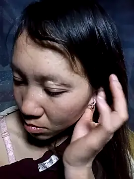 bonnie-00 online show from December 2025 04:05:01 PM