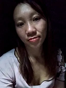 bonnie-00 online show from May 2026 02:33:01 PM