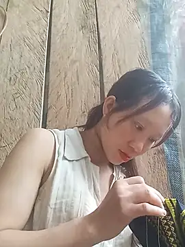 bonnie-00 online show from June 2026 04:15:02 AM