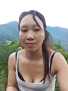 Snapshot of bonnie-00 chatting on July 2026 11:23:02 AM bonnie-00 online show from July 2026 11:23:02 AM