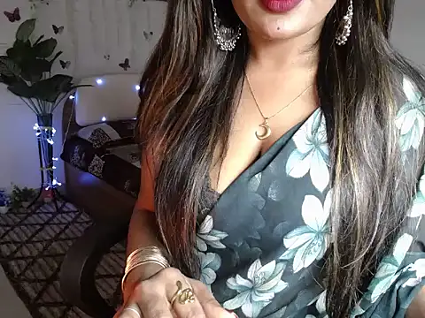 Naughtyy stripgirl online show from March 2026 04:59:01 PM