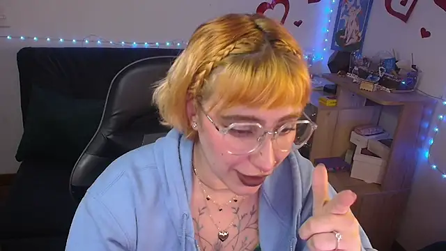 Miacatsito3 online show from June 2026 01:43:02 AM