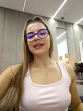 Von Dee online show from September 2025 05:23:01 AM