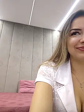 Von Dee online show from October 2025 05:08:02 AM