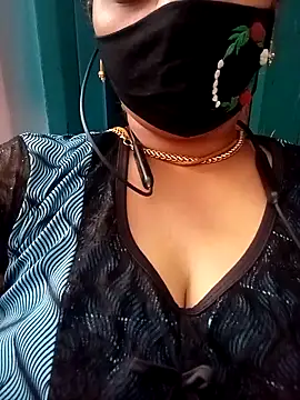 Snapshot of TAMI_KAYAL chatting on September 2025 07:10:02 AM TAMI KAYAL online show from September 2025 07:10:02 AM