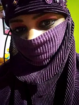 Snapshot of TAMI_KAYAL chatting on October 2025 05:43:01 PM TAMI KAYAL online show from October 2025 05:43:01 PM