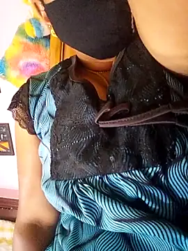 Snapshot of TAMI_KAYAL chatting on November 2025 08:24:01 AM TAMI KAYAL online show from November 2025 08:24:01 AM