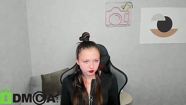 Amanda Reedd online show from September 2025 08:08:01 AM