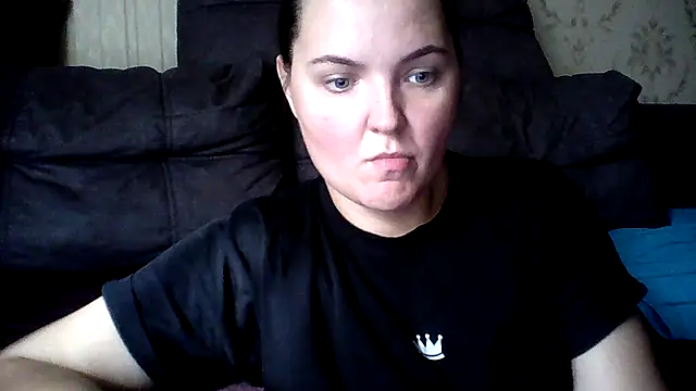 Snapshot of Elvoria chatting on September 2025 06:26:01 AM Elvoria online show from September 2025 06:26:01 AM