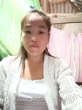 Snapshot of Vuong_x chatting on October 2025 05:41:02 AM Vuong x online show from October 2025 05:41:02 AM