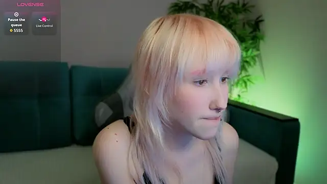 evlica online show from March 2026 03:08:02 PM