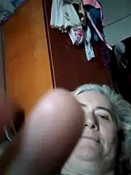 Snapshot of goodstyle chatting on December 2025 10:42:02 AM goodstyle online show from December 2025 10:42:02 AM