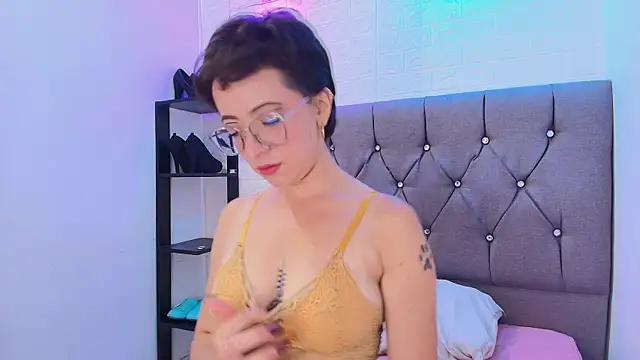 Snapshot of angel_noir1 chatting on July 2026 07:56:02 PM angel noir1 online show from July 2026 07:56:02 PM