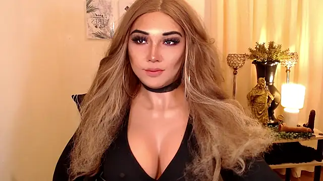 Snapshot of TsMalibogXx chatting on March 2026 02:02:02 PM TsMalibogXx online show from March 2026 02:02:02 PM