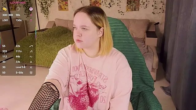 Snapshot of Aki_nohana chatting on October 2025 01:33:02 PM Aki nohana online show from October 2025 01:33:02 PM