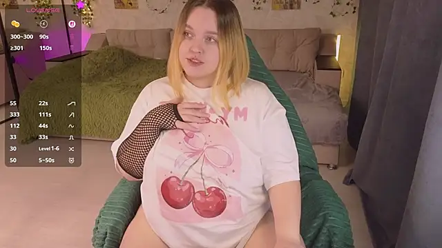 Snapshot of Aki_nohana chatting on October 2025 02:41:02 PM Aki nohana online show from October 2025 02:41:02 PM