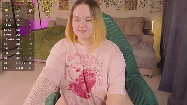 Snapshot of Aki_nohana chatting on October 2025 12:39:02 PM Aki nohana online show from October 2025 12:39:02 PM